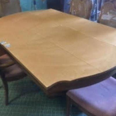 For Sale table with 6 chairs