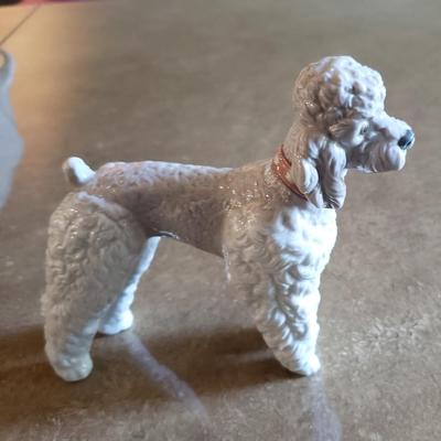 Lladro Woolly dog poodle #1259 standing retired