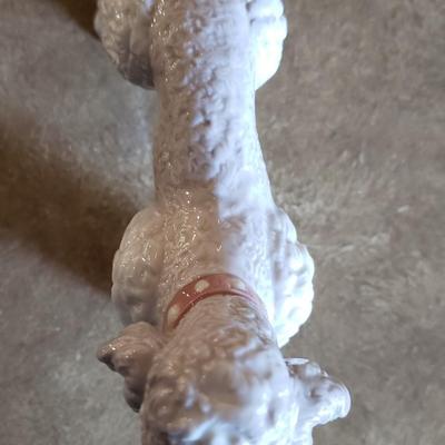 Lladro Woolly dog poodle #1259 standing retired