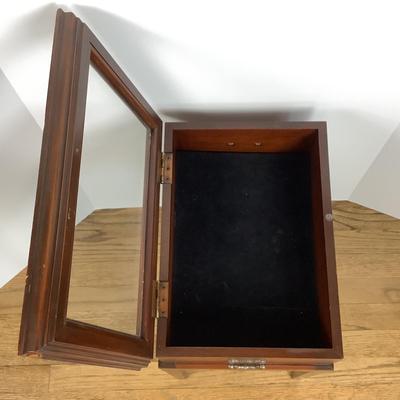 8079 Vintage Mahogany Glass top Display/ Speciman Table