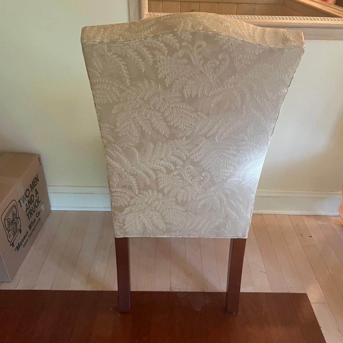 Set of Ethan Allen Dining Room Chairs (DRMG)