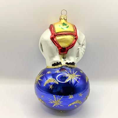 1375 Christopher Radko 2000 Center Ring Blue Ball Glass Ornament