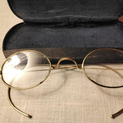 Vintage Set of Eyeglasses