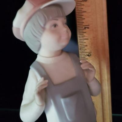 Lladro Boy in Overalls with Accordion #4898 Matte finish