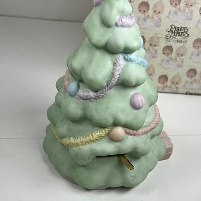 Precious Moments Silent Night Musical Tree Porcelain Figurine 15814 Vintage 1985