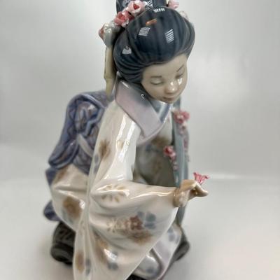 Lladro KYIOKO Japanese Antique Geisha Porcelain Figurine Vintage 1983 damaged