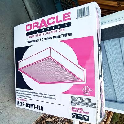 (NIB) ORACLE FLOURESCENT LIGHTING