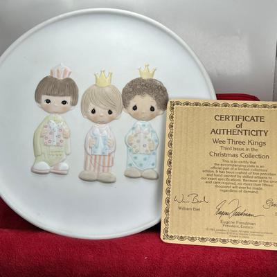 Precious Moments Christmas Plate " Wee Three KIngs"
