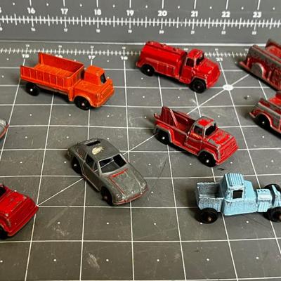 Group of Vintage Die Cast Vehicles 