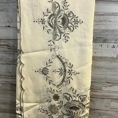 Lovely Cut out Silver Embroidered Table Cloth 