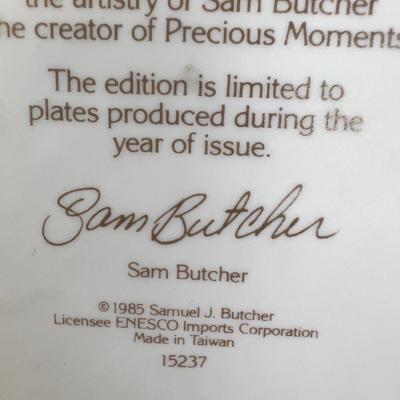 Precious Moments Christmas Plate "Tell Me the Story Of Jesus"