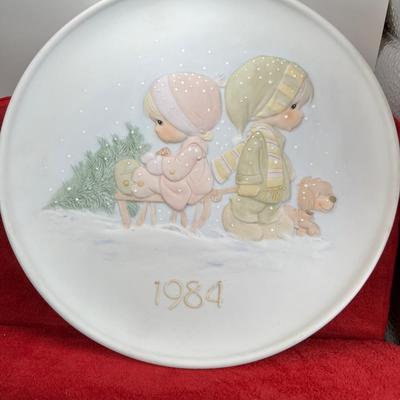 Precious Moments Christmas Plate "The Wonder Of Christmas"  E- 5396