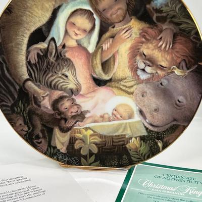 Schmid Decorator plate by Juan Ferrandiz "Christmas Kingdom "