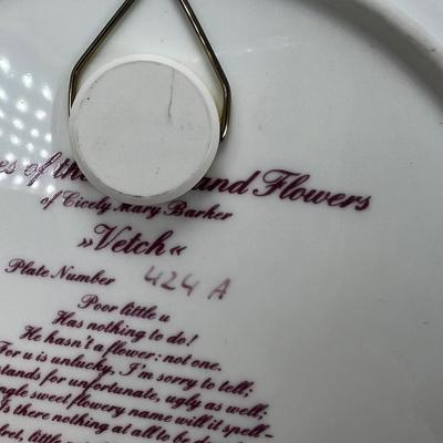 Heinrich Villeroy & Boch   Flower Fairy Collection " The Vetch Plate"   Lavender Fairy