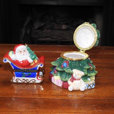 Pair of Christmas lidded boxes
