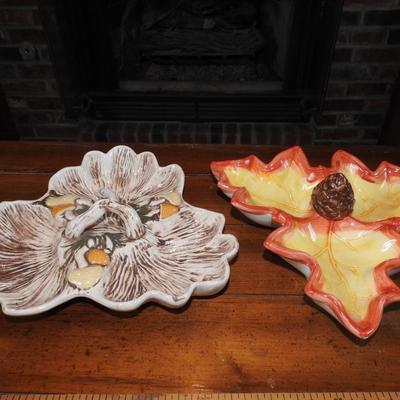 Pair of ceramic leaf trays