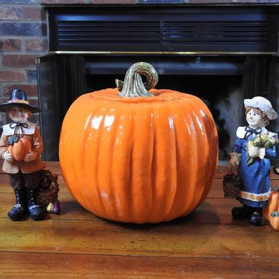 Thanksgiving decor