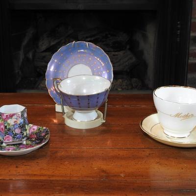 Collection of vintage teacups