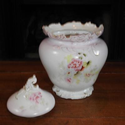 Beautiful vintage porcelain German cracker jar