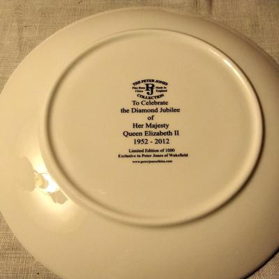 Queen Elizabeth Diamond Jubilee Commerative Plate