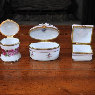 Mini porcelain ring boxes