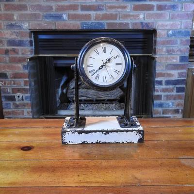 Rustic looking quartz clock