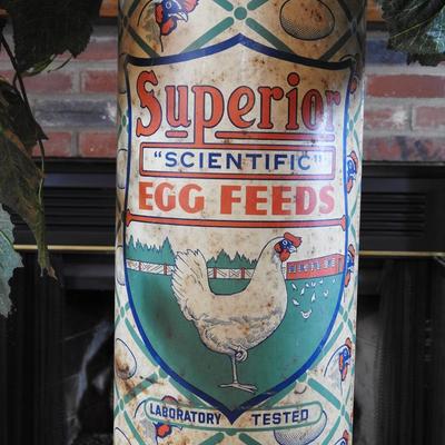 Chicken feeder