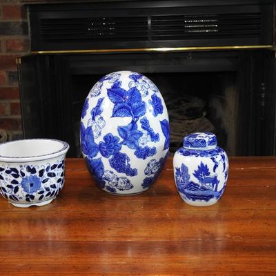 Small planter, cobalt blue and white egg and ginger jar