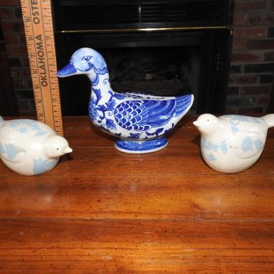 Mr. duck and two birds