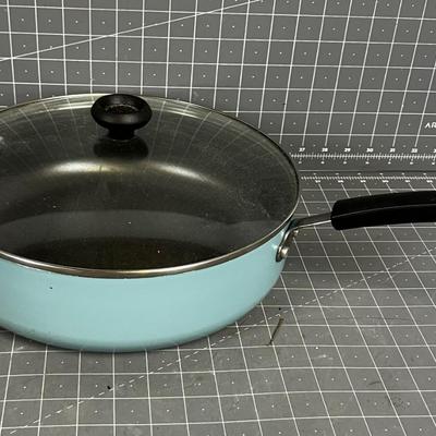 Faberware Turquoise Pan with lid
