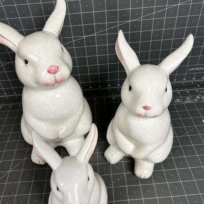 3 Rabbit Family Ceramic 