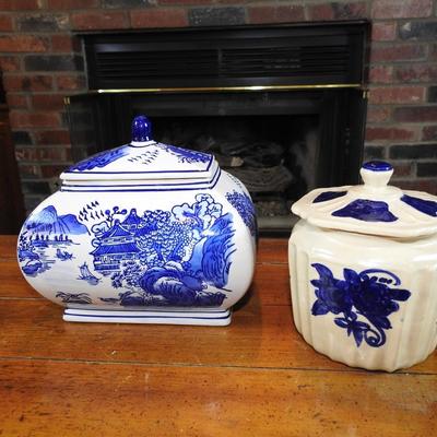 Blue and white biscuit jar and lidded jar wondering