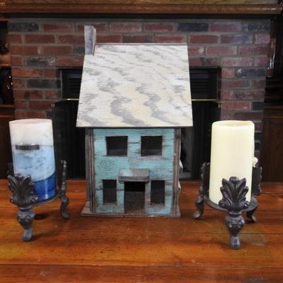 Primitive house decor and candles