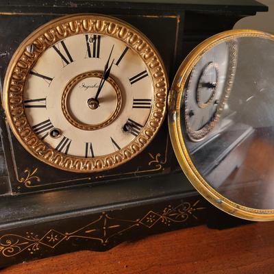 Ingraham Mantel Clock (GB-DW)