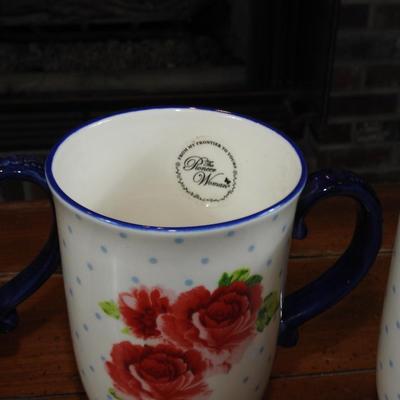 Pioneer woman coffee mugs