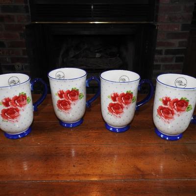 Pioneer woman coffee mugs