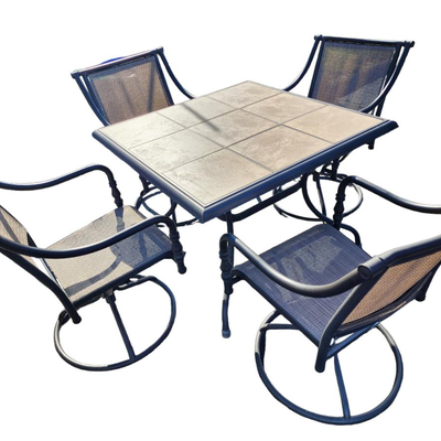 Hampton Bay Outdoor/Patio Furniture & 4 Chairs