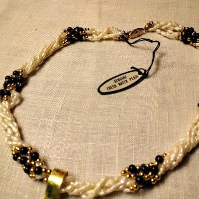 Mona So Pearl and Onyx