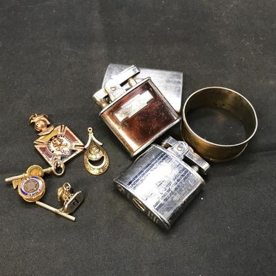 VINTAGE LIGHER LOT