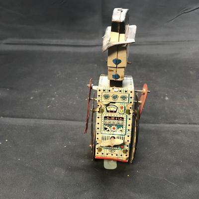 MEGO MAN TIN ROBOT