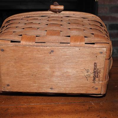 Beautiful Longaberger basket