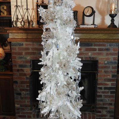 Sparkly white table top Christmas tree