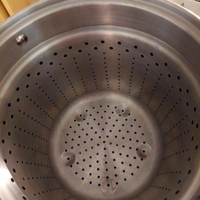 Calphalon 8 quart stock pot boil basket & steamer