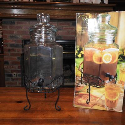 Beverage dispenser