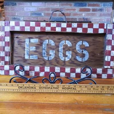 Eggs sign