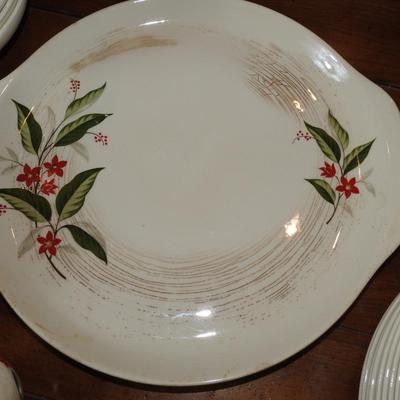 Vintage wood vine ballerina dish set
