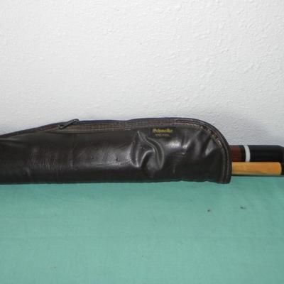 THREE PROFFESIONAL POOL CUES AND BOX OF CHAULK CUE CUBES