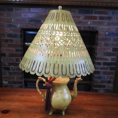 Teapot lamp