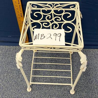 Plant Stand