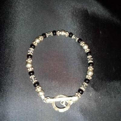 STERLING PENDANT WITH BLACK STONE AND BEADED BRACELET
